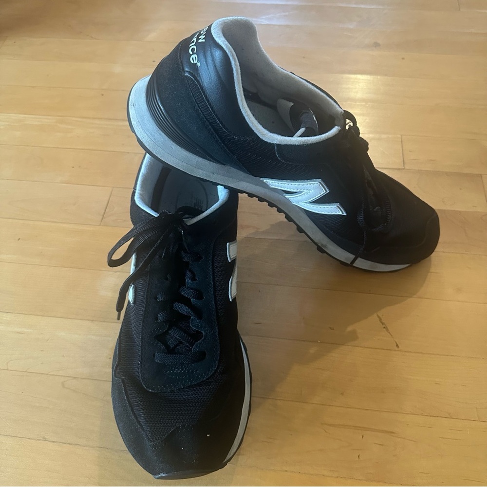 New Balance 515 Classics . Blue and White Athletic Shoes. Size 14